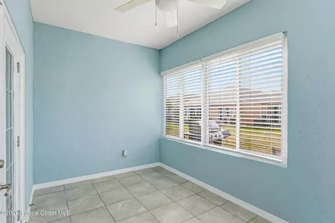Exterior - 1069 S Fork Cir, Melbourne, FL 32901 photo 4 of 10