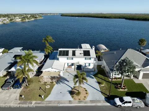 610 Paula Ave, Merritt Island, FL 32953