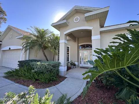 Exterior - 883 Spring Oak Dr, Melbourne, FL 32901 photo 3 of 11