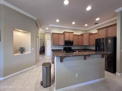 Kitchen - 883 Spring Oak Dr, Melbourne, FL 32901 photo 2 of 5