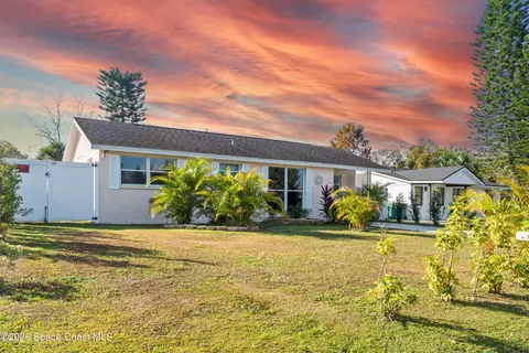 2607 Pepper Ave, Melbourne, FL 32935