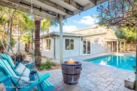 Exterior - 331 Avenida Del Sol Ave, Indialantic, FL 32903 photo 3 of 10