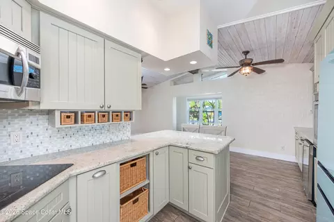 Kitchen - 331 Avenida Del Sol Ave, Indialantic, FL 32903 photo 1 of 6