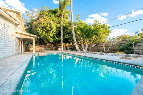 Exterior - 331 Avenida Del Sol Ave, Indialantic, FL 32903 photo 7 of 10