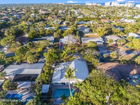 View/Area - 331 Avenida Del Sol Ave, Indialantic, FL 32903 photo 6 of 9
