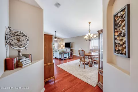 Entry Way - 4910 Worthington Cir, Rockledge, FL 32955 photo 5 of 8