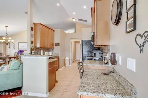 Kitchen - 4910 Worthington Cir, Rockledge, FL 32955 photo 1 of 6