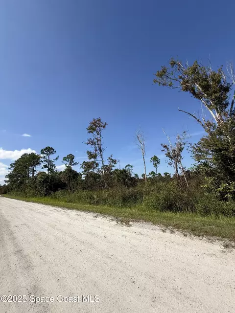 Nnn Unknown, Malabar, FL 32950