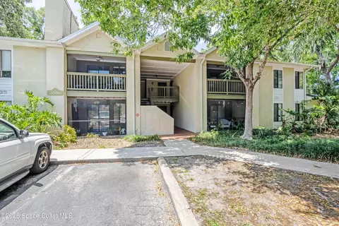 3506 Sable Palm Ln #E, Titusville, FL 32780