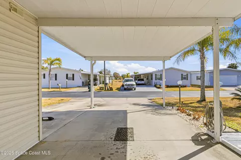 122 Scenic Dr, Cocoa, FL 32926 photo 9