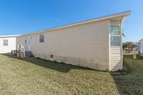 122 Scenic Dr, Cocoa, FL 32926 photo 7