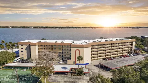 1025 Rockledge Dr #502A, Rockledge, FL 32955