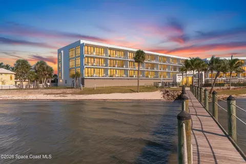225 Strand Dr #204, Melbourne Beach, FL 32951