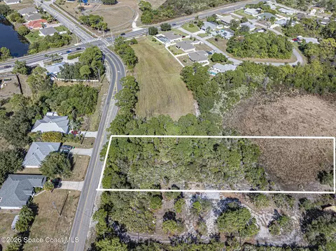 9080 66th Ave, Sebastian, FL 32958