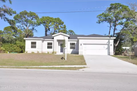 1043 Walden Blvd SE, Palm Bay, FL 32909