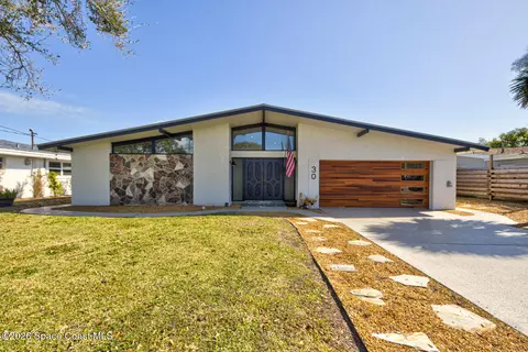 30 Westview Ln, Cocoa Beach, FL 32931
