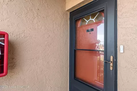 2369 Golf Lake Cir #721, Melbourne, FL 32935