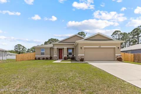 209 Wendover Rd SW, Palm Bay, FL 32908
