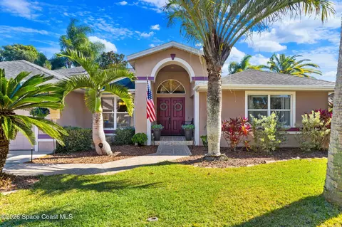 938 Pelican Ln, Rockledge, FL 32955