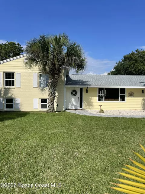 2007 Oak St, Melbourne Beach, FL 32951
