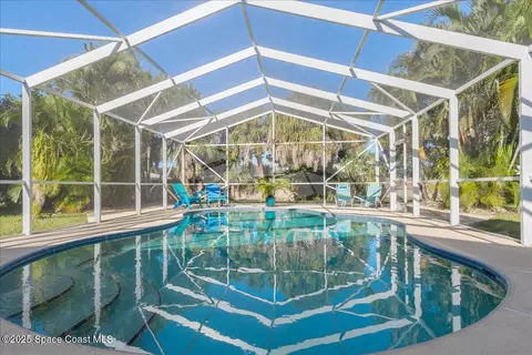 2007 Oak St, Melbourne Beach, FL 32951
