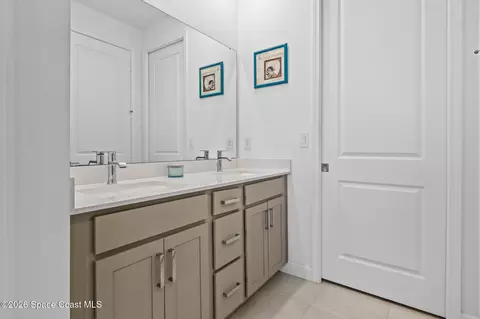 Bath - 9713 Alister Dr, Melbourne, FL 32940 photo 2 of 4