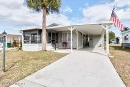 807 W Wren Cir W, Barefoot Bay, FL 32976