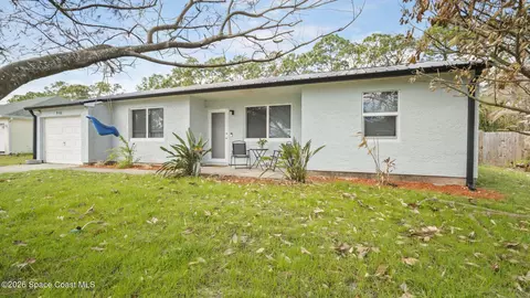 950 Barbados Ave SE, Palm Bay, FL 32909