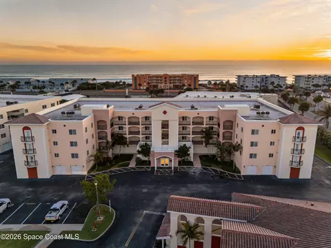 121 Lancha Cir #107, Satellite Beach, FL 32937