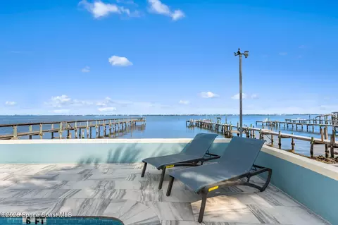View/Area - 2189 Pineapple Ave, Melbourne, FL 32935 photo 7 of 8