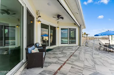 Exterior - 2189 Pineapple Ave, Melbourne, FL 32935 photo 8 of 31