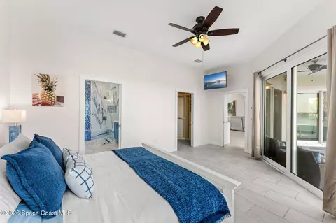 Bedroom - 2189 Pineapple Ave, Melbourne, FL 32935 photo 3 of 19