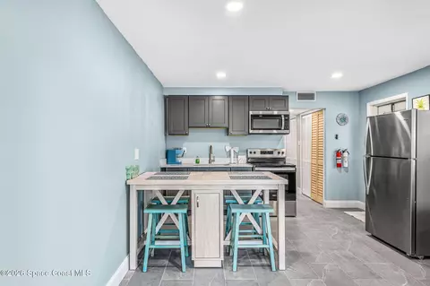 Kitchen - 2189 Pineapple Ave, Melbourne, FL 32935 photo 15 of 19
