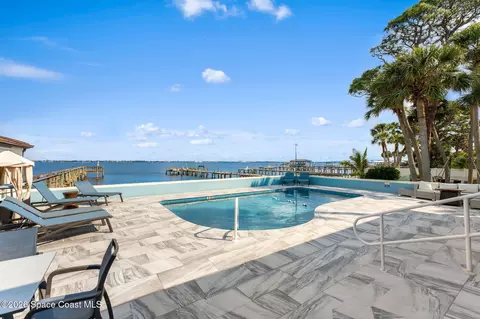 Exterior - 2189 Pineapple Ave, Melbourne, FL 32935 photo 1 of 31
