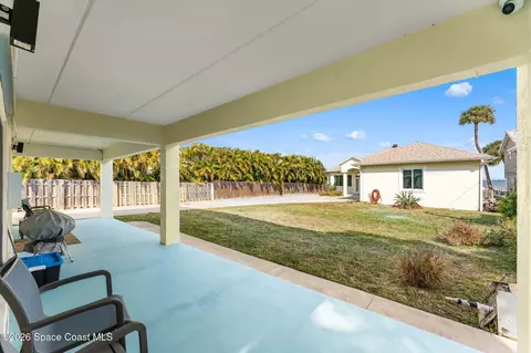 Exterior - 2189 Pineapple Ave, Melbourne, FL 32935 photo 19 of 31