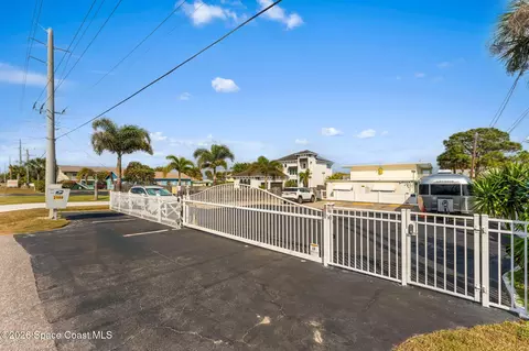Exterior - 2189 Pineapple Ave, Melbourne, FL 32935 photo 27 of 31
