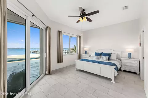 Bedroom - 2189 Pineapple Ave, Melbourne, FL 32935 photo 2 of 19