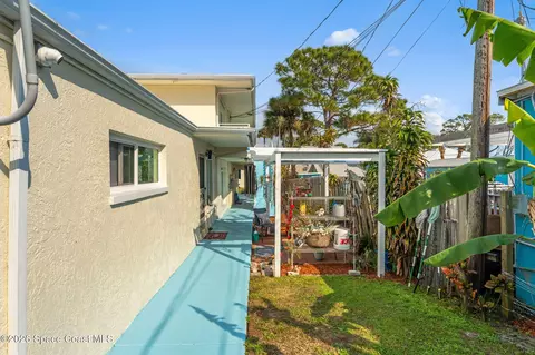 Exterior - 2189 Pineapple Ave, Melbourne, FL 32935 photo 22 of 31