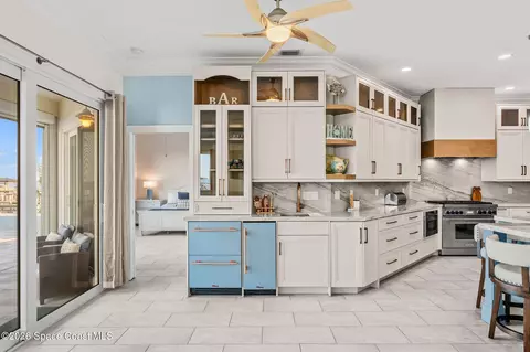 Kitchen - 2189 Pineapple Ave, Melbourne, FL 32935 photo 8 of 19