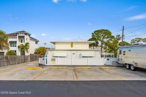 Exterior - 2189 Pineapple Ave, Melbourne, FL 32935 photo 30 of 31