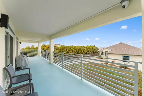 Exterior - 2189 Pineapple Ave, Melbourne, FL 32935 photo 25 of 31