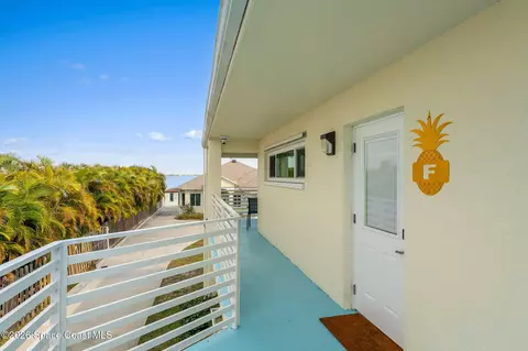 Exterior - 2189 Pineapple Ave, Melbourne, FL 32935 photo 23 of 31