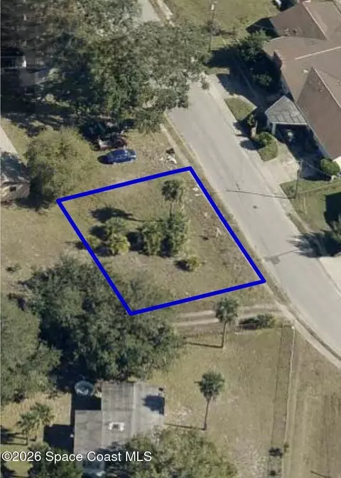 810 Booker St, Titusville, FL 32780
