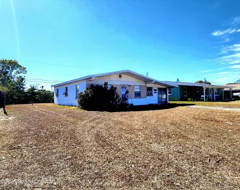 2455 Pepper Ave, Melbourne, FL 32935