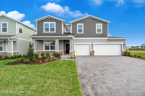 995 Connolly Ln NE, Palm Bay, FL 32905