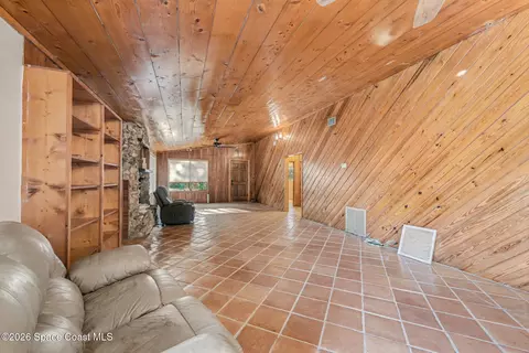 Living - 5195 Blounts Ridge Rd, Mims, FL 32754 photo 2 of 4