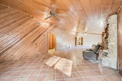 Living - 5195 Blounts Ridge Rd, Mims, FL 32754 photo 4 of 4