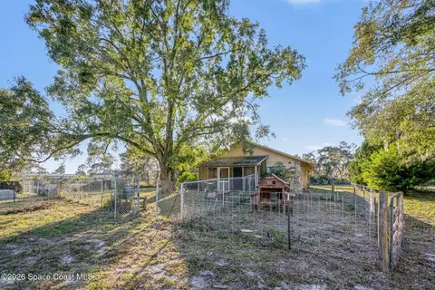 Exterior - 5195 Blounts Ridge Rd, Mims, FL 32754 photo 6 of 7