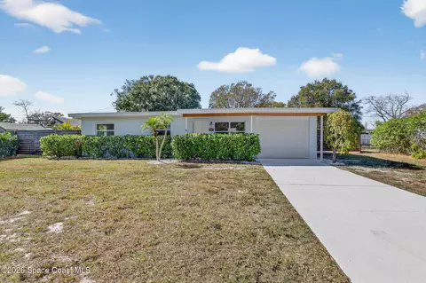 1932 Cedarwood Dr, Melbourne, FL 32935
