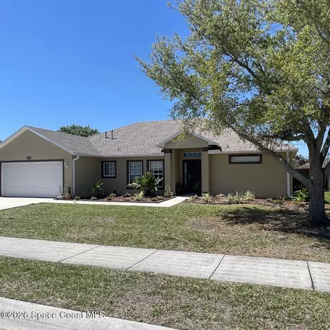 2028 Gloria Cir NE, Palm Bay, FL 32905